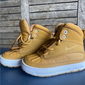 Nike Kids Tan Boots
